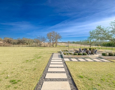 217 Northcrest Dr - Photo Thumbnail 33