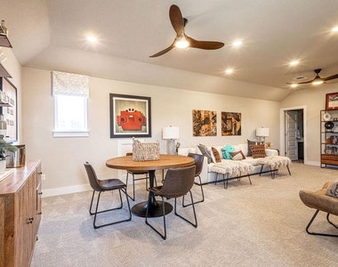 217 Northcrest Dr - Photo Thumbnail 28