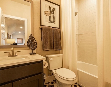 217 Northcrest Dr - Photo Thumbnail 30