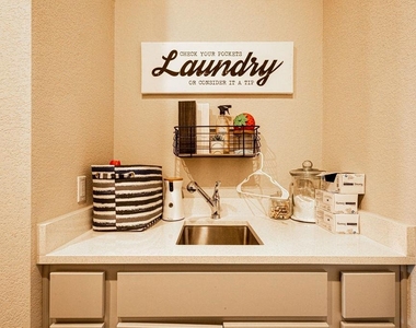 217 Northcrest Dr - Photo Thumbnail 26