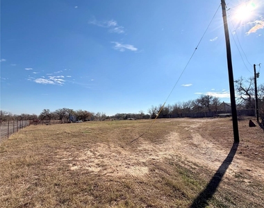 3248 Dale Ln - Photo Thumbnail 4