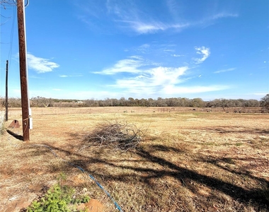 3248 Dale Ln - Photo Thumbnail 9