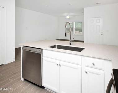 348 Rosemont Drive - Photo Thumbnail 17