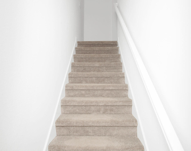 348 Rosemont Drive - Photo Thumbnail 20