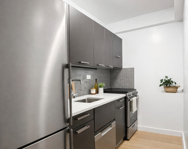 East 39th Street - Photo Thumbnail 2