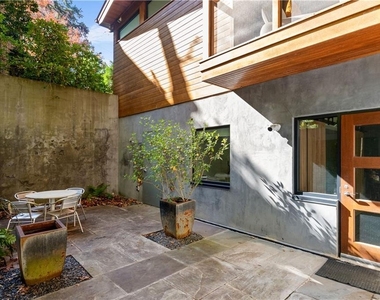 515 Claire Drive Ne - Photo Thumbnail 69