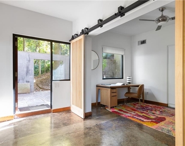 515 Claire Drive Ne - Photo Thumbnail 60