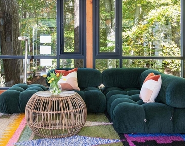515 Claire Drive Ne - Photo Thumbnail 10