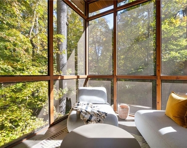 515 Claire Drive Ne - Photo Thumbnail 43