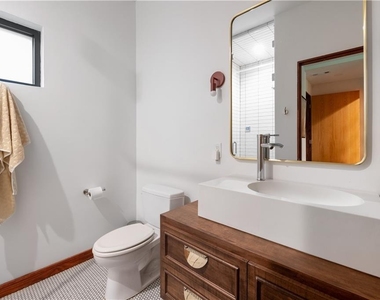 515 Claire Drive Ne - Photo Thumbnail 41