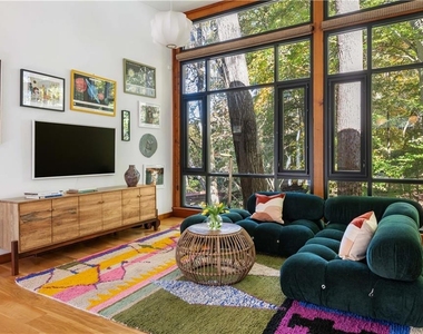515 Claire Drive Ne - Photo Thumbnail 11