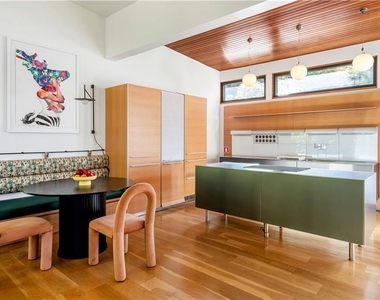 515 Claire Drive Ne - Photo Thumbnail 23