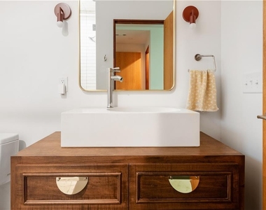 515 Claire Drive Ne - Photo Thumbnail 40