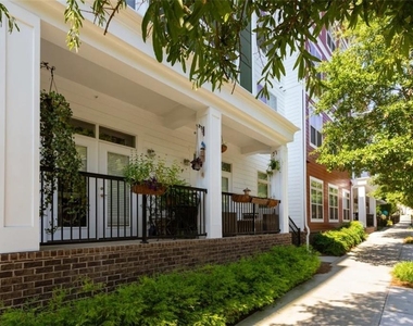 306 Ardmore Circle Nw - Photo Thumbnail 10