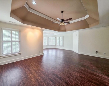 2502 Oak Hill Overlook - Photo Thumbnail 35