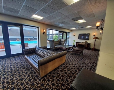 620 Peachtree Street Ne - Photo Thumbnail 18