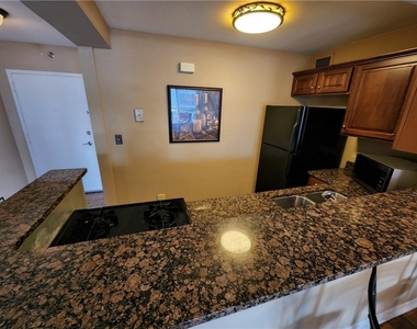 620 Peachtree Street Ne - Photo Thumbnail 5