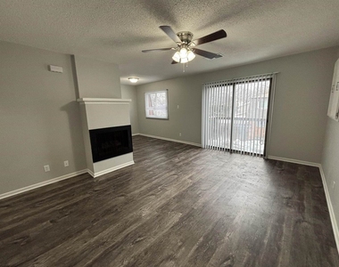 2501 E 50th Street - Photo Thumbnail 1