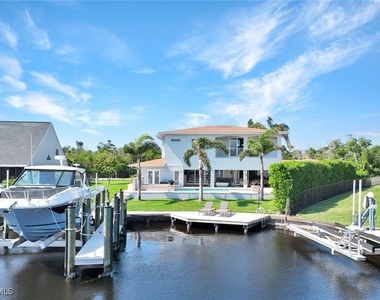6448 Griffin Boulevard - Photo Thumbnail 42