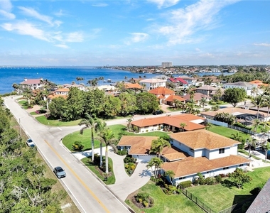 6448 Griffin Boulevard - Photo Thumbnail 48