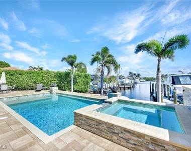 6448 Griffin Boulevard - Photo Thumbnail 35