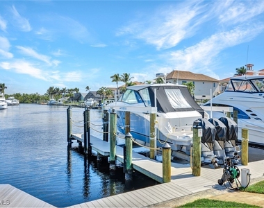 6448 Griffin Boulevard - Photo Thumbnail 40