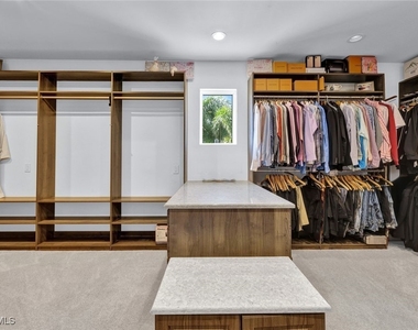 6448 Griffin Boulevard - Photo Thumbnail 21