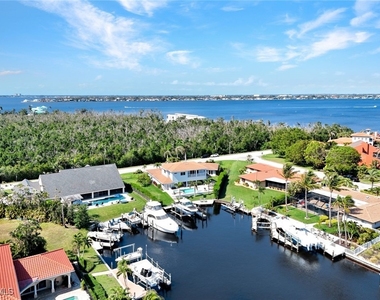 6448 Griffin Boulevard - Photo Thumbnail 45