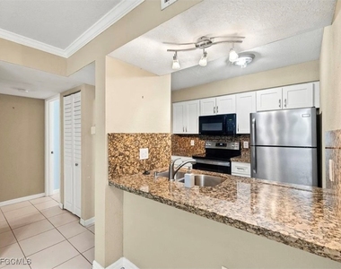 3419 Winkler Avenue - Photo Thumbnail 2