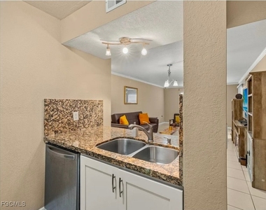 3419 Winkler Avenue - Photo Thumbnail 5