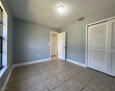 645 Homestead Road S - Photo Thumbnail 14