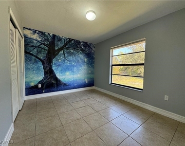 645 Homestead Road S - Photo Thumbnail 13