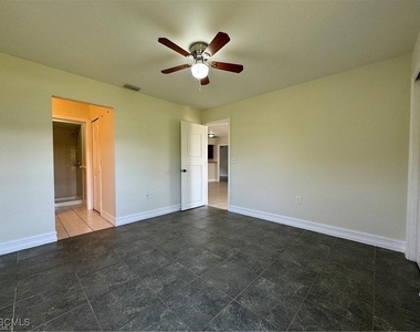 645 Homestead Road S - Photo Thumbnail 8