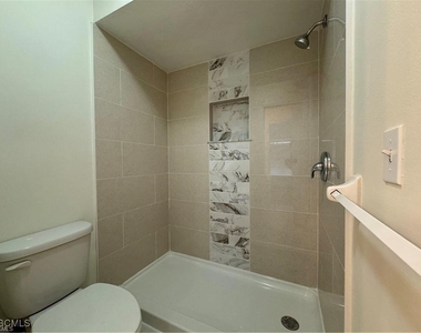 645 Homestead Road S - Photo Thumbnail 10