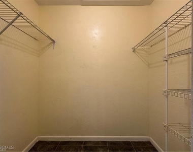 645 Homestead Road S - Photo Thumbnail 12