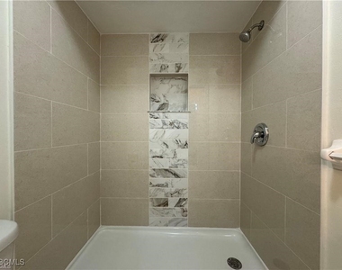 645 Homestead Road S - Photo Thumbnail 11
