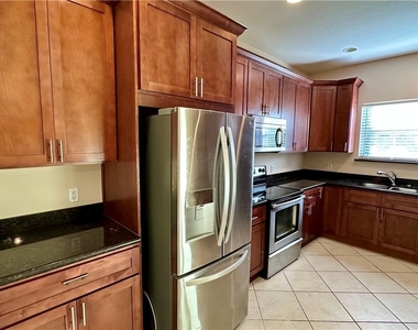 4380 Lazio Way - Photo Thumbnail 4