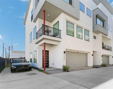 3410 Baer Street - Photo Thumbnail 1
