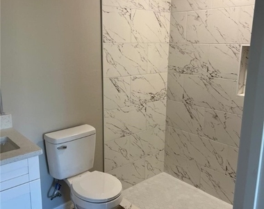 374 Compese Avenue S - Photo Thumbnail 2
