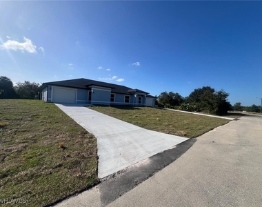 374 Compese Avenue S - Photo Thumbnail 12