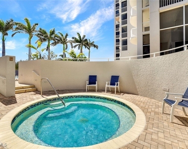 6849 Grenadier Boulevard - Photo Thumbnail 20
