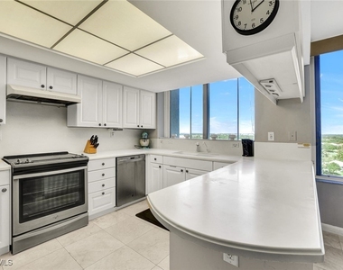 6849 Grenadier Boulevard - Photo Thumbnail 4