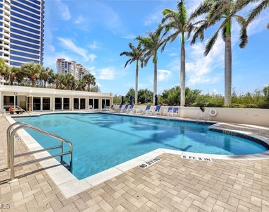6849 Grenadier Boulevard - Photo Thumbnail 19