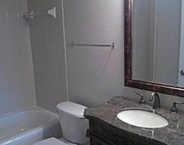 8285 Ibis Club Drive - Photo Thumbnail 17