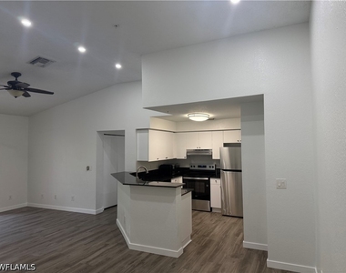 8285 Ibis Club Drive - Photo Thumbnail 12