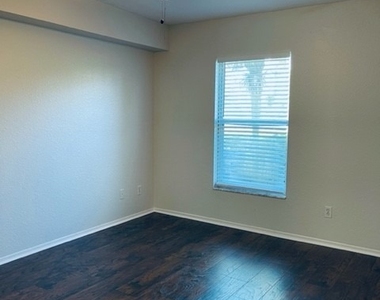 8285 Ibis Club Drive - Photo Thumbnail 20