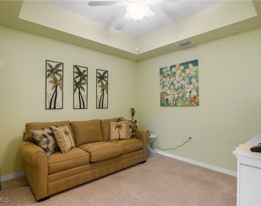 9832 Venezia Circle - Photo Thumbnail 20