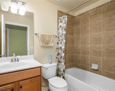 9832 Venezia Circle - Photo Thumbnail 26