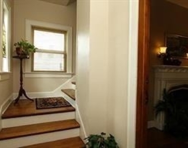 1915 Cleburne Street - Photo Thumbnail 1