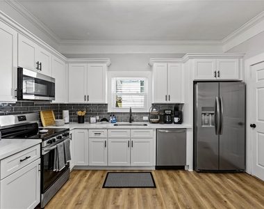 3624 S Avenue S 1/2 - Photo Thumbnail 11